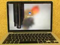 Apple MacbookPro A1502 液晶割れ
