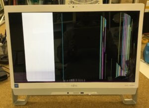 FMVF53YDW　液晶割れ