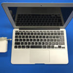 MacBook Air 11の買取【水没、電源が入らない】