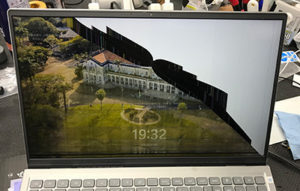 Inspiron 15 AMD(5515) 修理