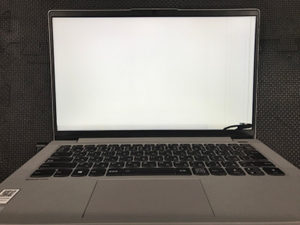 ideaPad Slim 550i　液晶修理