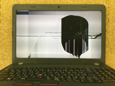 ThinkPad E560  液晶割れ