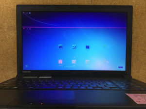 パソコンの画面がぶれる