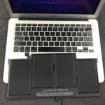 MacBook Air A1466のバッテリー交換 劣化による修理