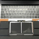MacBook Pro A1990のバッテリー交換 充電できない修理