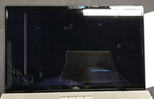 富士通 NH90/F3 液晶割れ