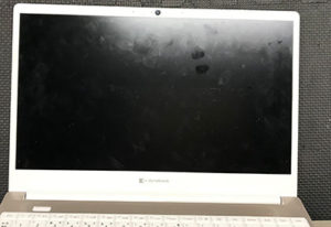 P1C6UNEG　液晶修理