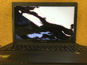 Lenovo G500 画面割れ