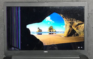 PC-SN186LHAF 液晶割れ