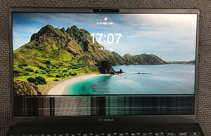 UM425IA　液晶修理