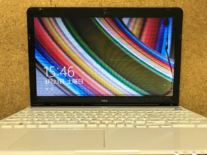 PC-LS150NSW 画面割れ