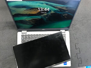 Latitude 5330 液晶修理