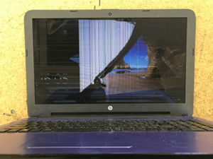 15-ac158TU 液晶割れ