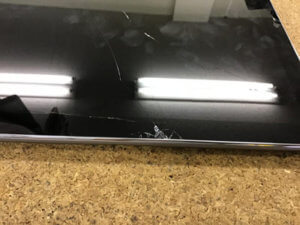 Zenpad 10 Z300M 液晶割れ