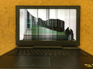 G7 7588 画面割れ