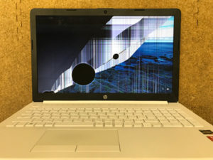 HP 15-db0000 画面割れ