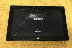 Surface Pro 2 画面割れ