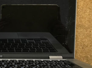 inspiron 13 7000 画面割れ