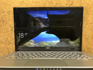 lavie z 液晶割れ