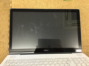 パソコン　画面が映らない