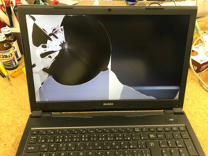 NEXTGEAR-NOTE i5340SA1 画面割れ