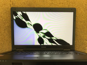 PB552HFD125A71 画面割れ