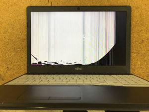 FMVA42B3B 液晶割れ