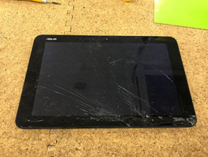 T103HAF 液晶割れ