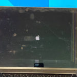MacBook Pro 16インチ A2141の画面割れ パネル交換修理