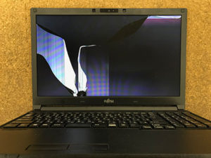 A577/TW 画面割れ