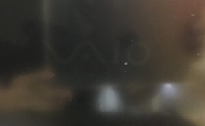 SONY 画面うっすら