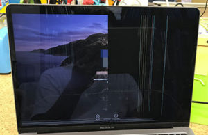 MacBook Air 画面が映らない