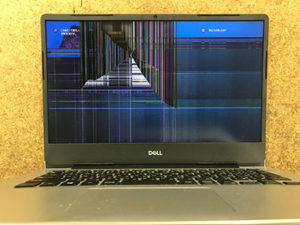 Inspiron 14 5000 画面割れ