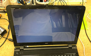 LS150/S　画面割れ