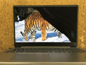 ideapad 330s 液晶割れ