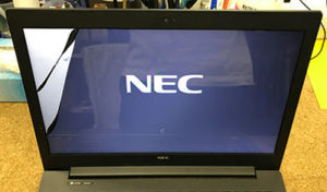 PC-GN18HQRDF 画面割れ