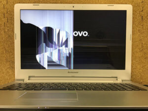 ideapad 500 液晶割れ