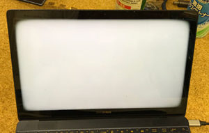 zenbook 画面がおかしい