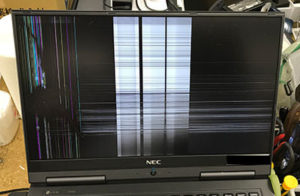 PC-GN254U1GA 液晶割れ