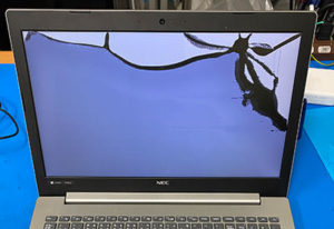 PC-GN18H1SDD 画面割れ