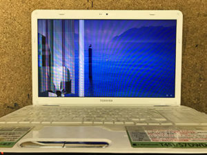 T451 液晶割れ