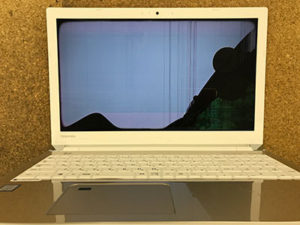 AZ45/FG 画面割れ