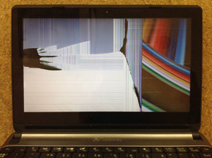 LT41P-H14D/F　液晶画面割れ