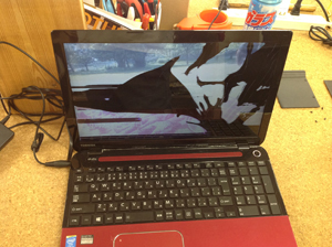 T554/45LR 画面割れ