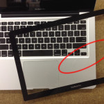MacBook Pro A1278の液晶はガラスだけを交換する事が可能！