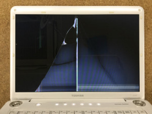 AX/53FS　液晶割れ