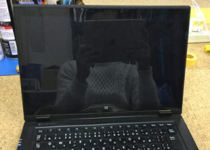 HZ750/CAB　液晶割れ