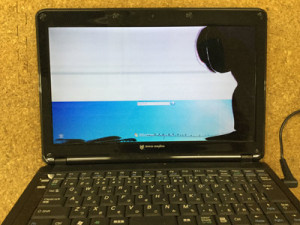 LB-S210BS 液晶パネル割れ