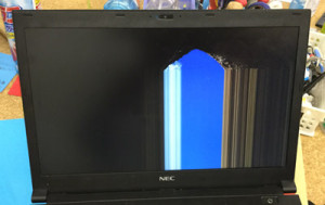 PC-LZ550NSB 液晶不良