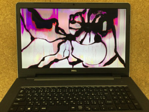 Inspiron 17 5758 液晶割れ